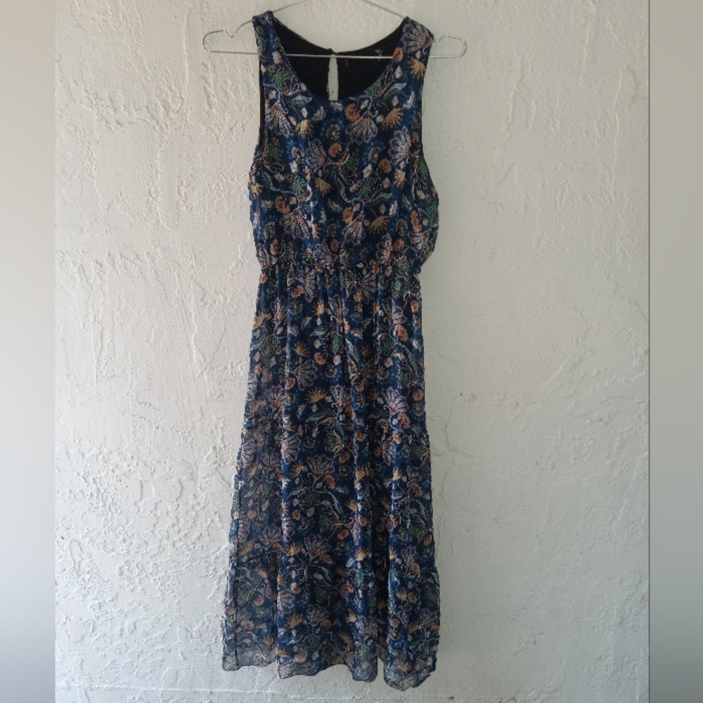 Floral Sleeveless Maxi Dress